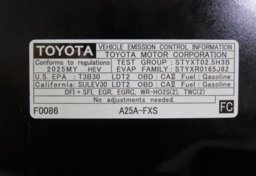 2025 Toyota RAV4 Hybrid XLE - Image 40