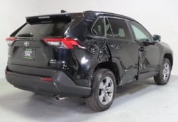 2025 Toyota RAV4 Hybrid XLE - Image 12