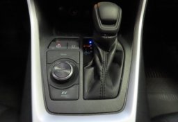 2025 Toyota RAV4 Hybrid XLE - Image 48