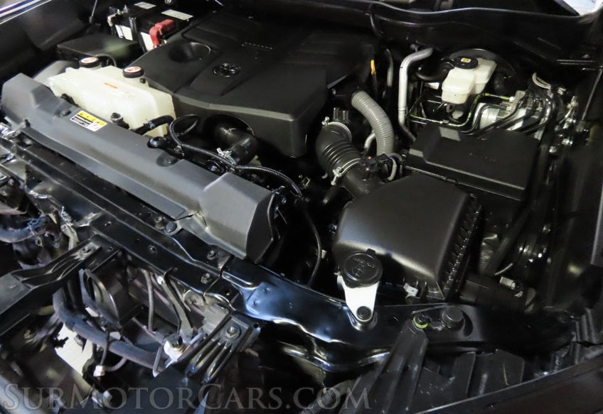 2025 Toyota Tundra SR5 - Image 35