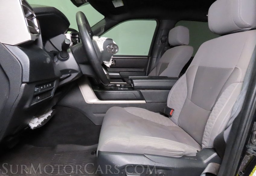 2025 Toyota Tundra SR5 - Image 27