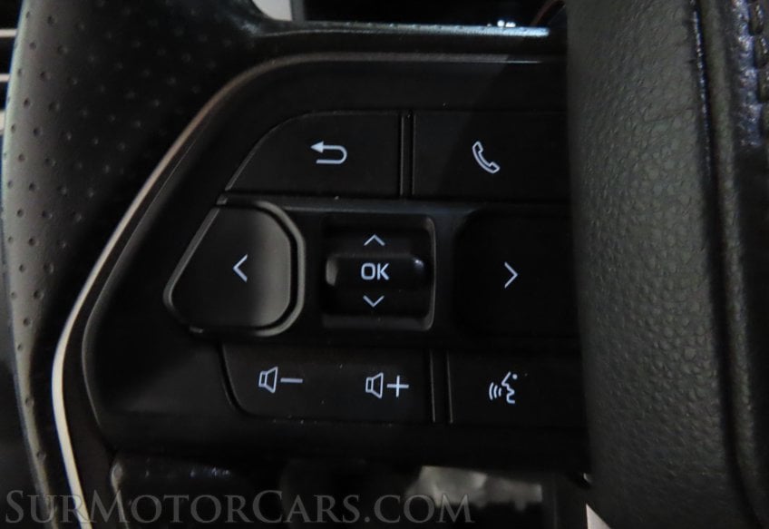 2025 Toyota Tundra SR5 - Image 40
