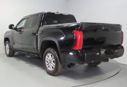 2025 Toyota Tundra SR5 - Image 8