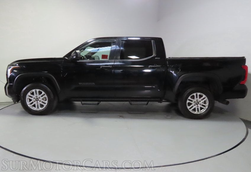 2025 Toyota Tundra SR5 - Image 5