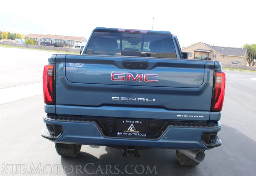 2024 GMC Sierra 2500HD Denali - Image 36