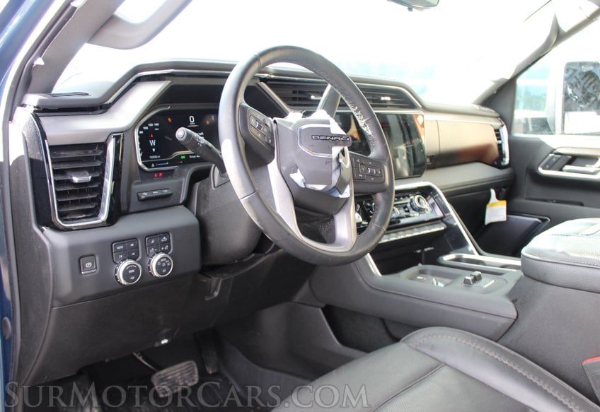 2024 GMC Sierra 2500HD Denali - Image 39