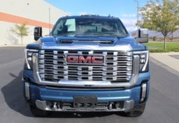 2024 GMC Sierra 2500HD Denali - Image 37