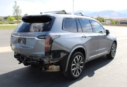 2021 Cadillac XT6 - Image 5