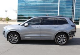 2021 Cadillac XT6 - Image 9