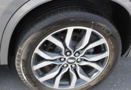 2021 Cadillac XT6 - Image 32