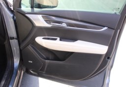 2021 Cadillac XT6 - Image 45