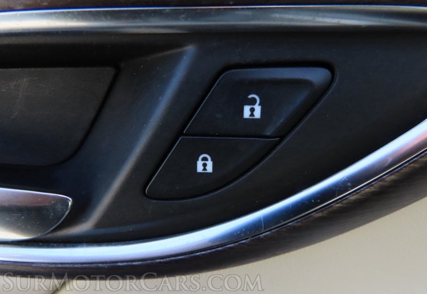 2023 Buick Envision AWD - Image 35
