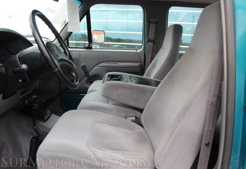 1995 Ford F-350 XL - Image 35