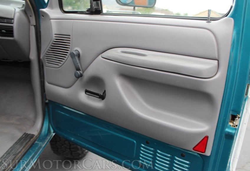 1995 Ford F-350 XL - Image 63