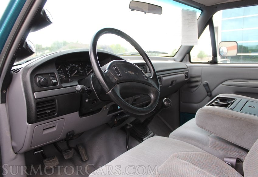 1995 Ford F-350 XL - Image 37