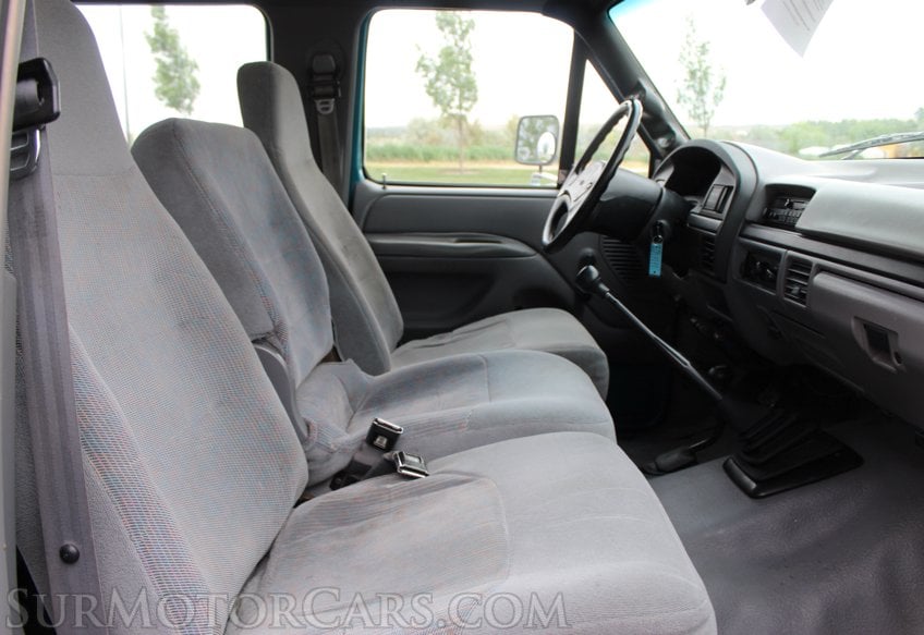 1995 Ford F-350 XL - Image 39