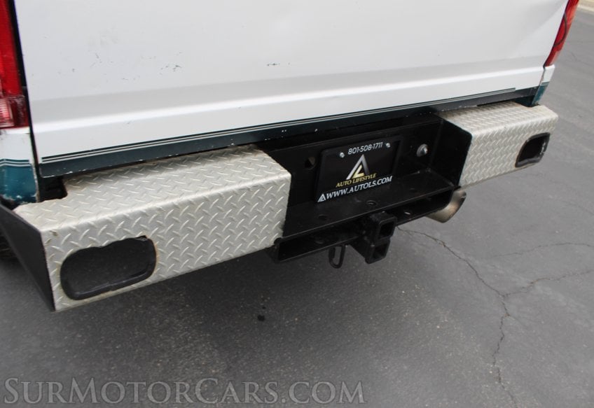 1995 Ford F-350 XL - Image 31