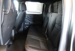 2025 Nissan Frontier PRO-4X - Image 35