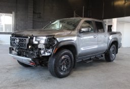 2025 Nissan Frontier PRO-4X - Image 4