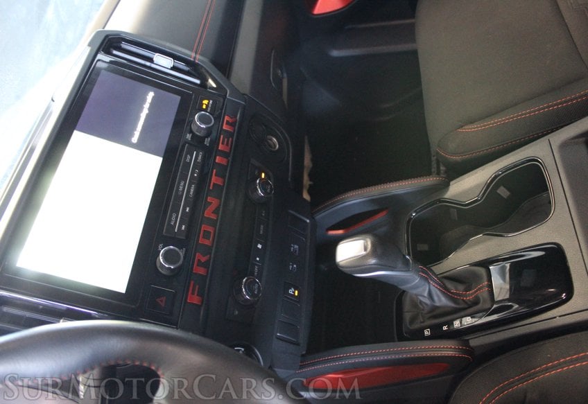 2025 Nissan Frontier PRO-4X - Image 43