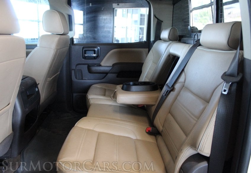 2017 GMC Sierra 3500HD - Image 34
