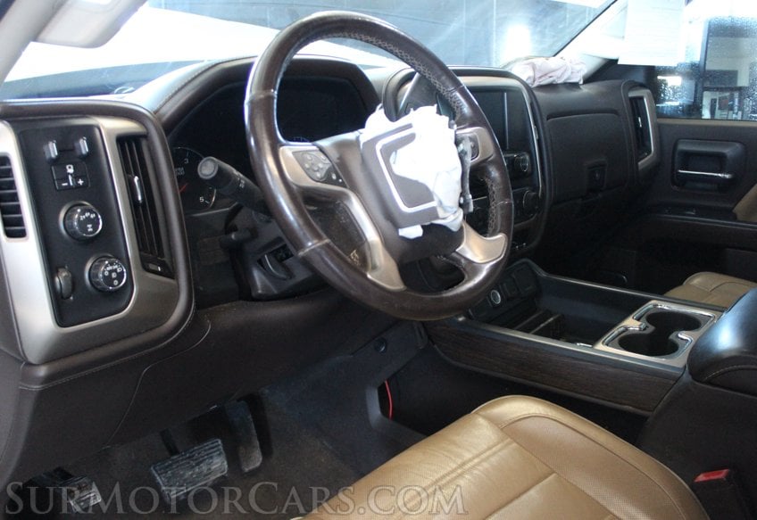 2017 GMC Sierra 3500HD - Image 29