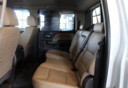 2017 GMC Sierra 3500HD - Image 38