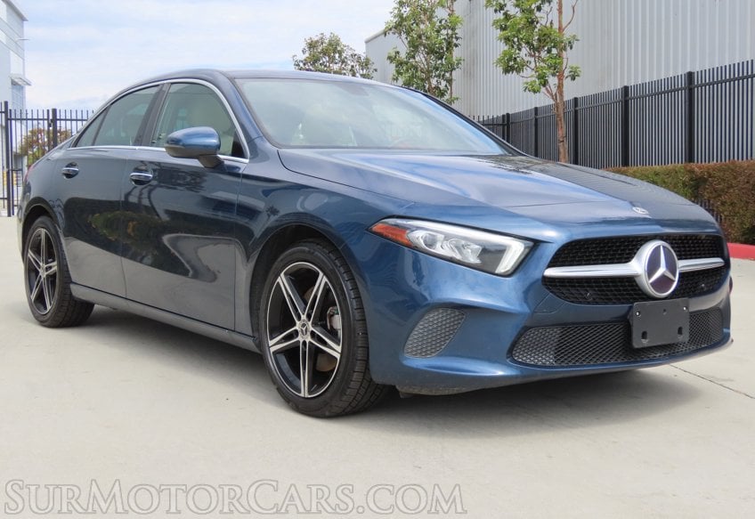 2021 Mercedes-Benz A-Class 4MATIC - Image 3