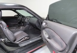 2015 Nissan 370Z NISMO - Image 22