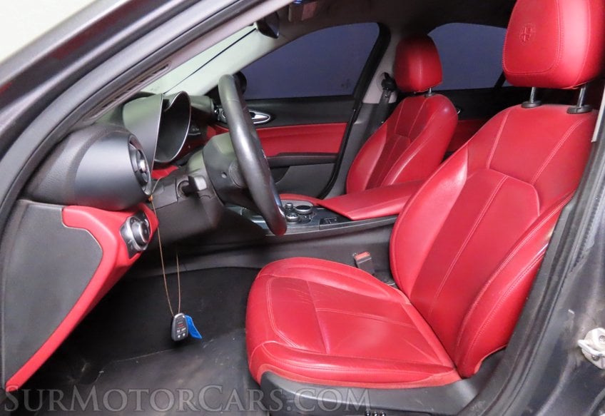 2018 Alfa Romeo Giulia - Image 51