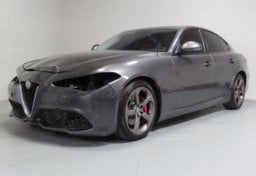 2018 Alfa Romeo Giulia - Image 3