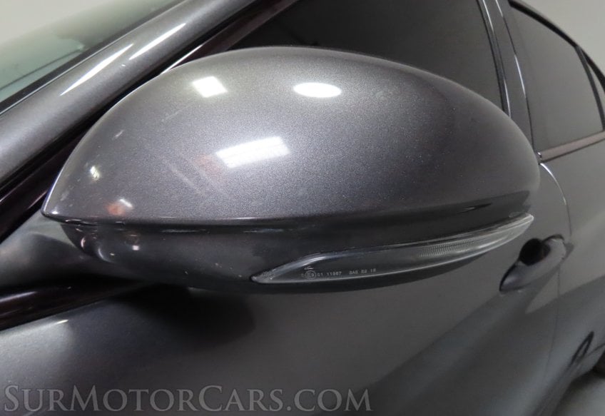 2018 Alfa Romeo Giulia - Image 27