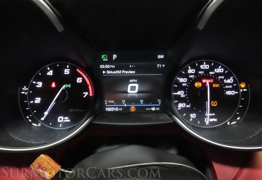2018 Alfa Romeo Giulia - Image 25