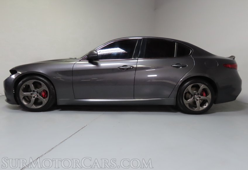 2018 Alfa Romeo Giulia - Image 5