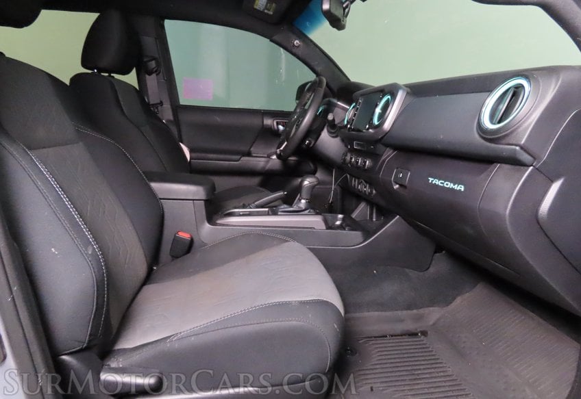 2021 Toyota Tacoma TRD Off-Road - Image 58