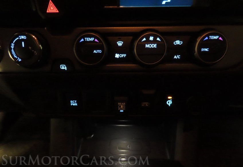 2021 Toyota Tacoma TRD Off-Road - Image 25