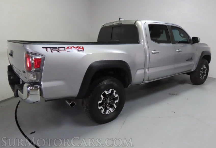 2021 Toyota Tacoma TRD Off-Road - Image 9