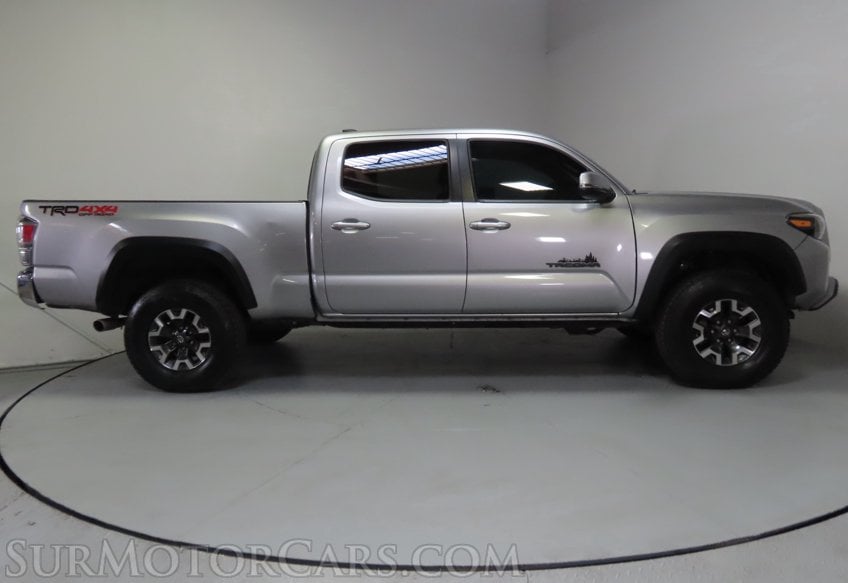 2021 Toyota Tacoma TRD Off-Road - Image 5
