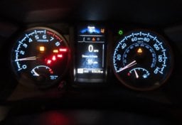 2021 Toyota Tacoma TRD Off-Road - Image 17