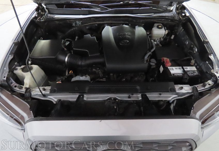 2021 Toyota Tacoma TRD Off-Road - Image 38