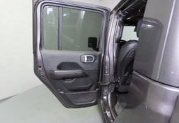 2024 Jeep Gladiator Sport - Image 17