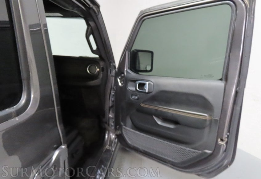 2024 Jeep Gladiator Sport - Image 16