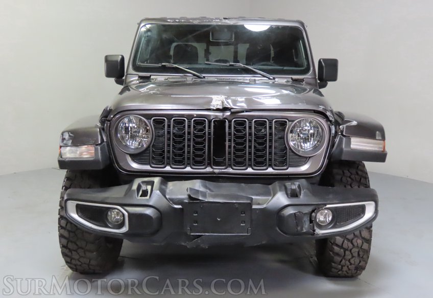 2024 Jeep Gladiator Sport - Image 11