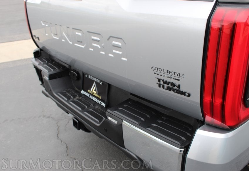 2024 Toyota Tundra 4x4 SR5 - Image 26