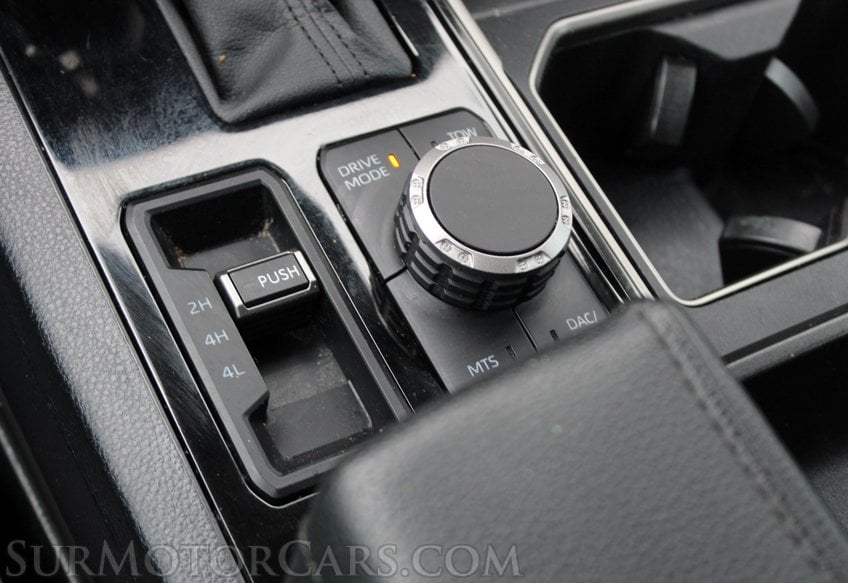 2024 Toyota Tundra 4x4 SR5 - Image 52