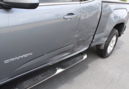 2018 GMC Canyon SLE - Image 23