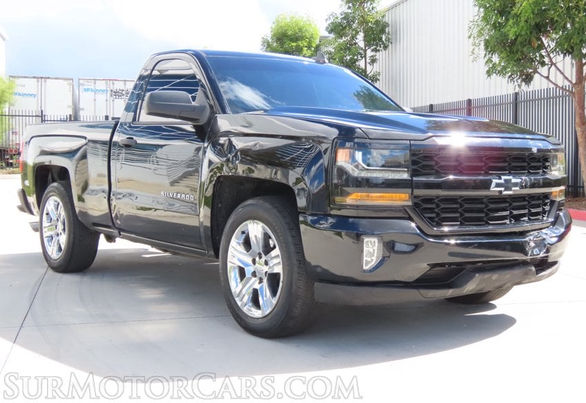 2017 Chevrolet Silverado 1500 - Image 3