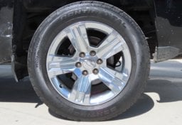 2017 Chevrolet Silverado 1500 - Image 18