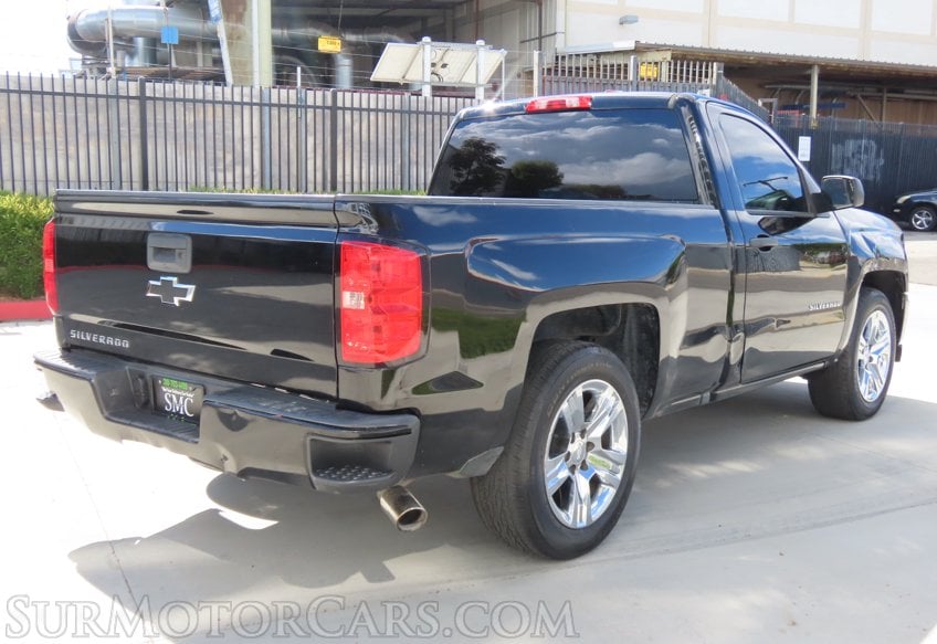 2017 Chevrolet Silverado 1500 - Image 9