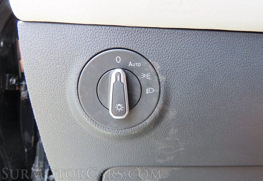 2026 Volkswagen Taos SE 4Motion - Image 44